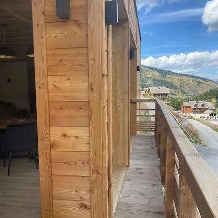 Un Ecrin De Serenite Face Aux Montagne Nathalya Chalet